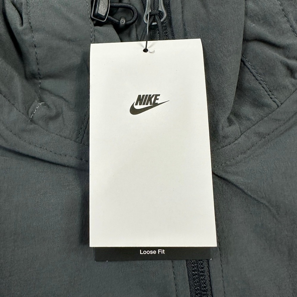 Nike Tech Woven Windrunner Jacket Men Size XS Black Gray Full Zip HM7151-013 NEW - Picture 5 of 7